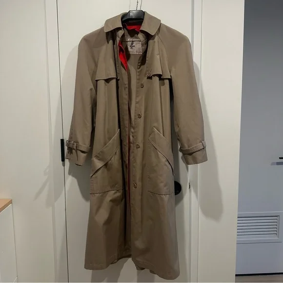 Misty Harbor Vintage Tan Trench Coat with removable liner - Picture 2 of 9